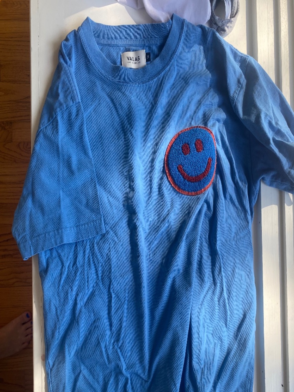 Valas LA Smiley Patch Tee